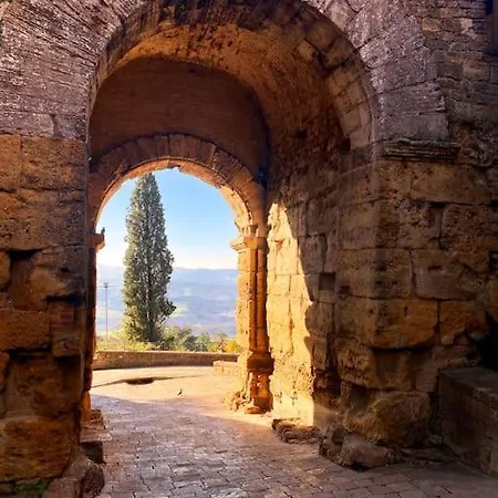 Casa Vacanze E Brevi Periodi Alla Porta Etrusca La Panchina Al Sole Volterra Exterior photo